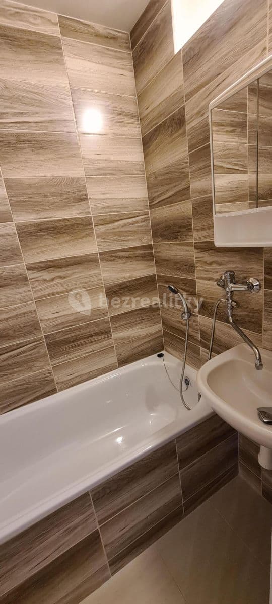 Prenájom bytu 2-izbový 50 m², Sibiřská, Brno, Jihomoravský kraj Prenájom bytu 2-izbový 50 m², Sibiřská, Brno, Jihomoravský kraj