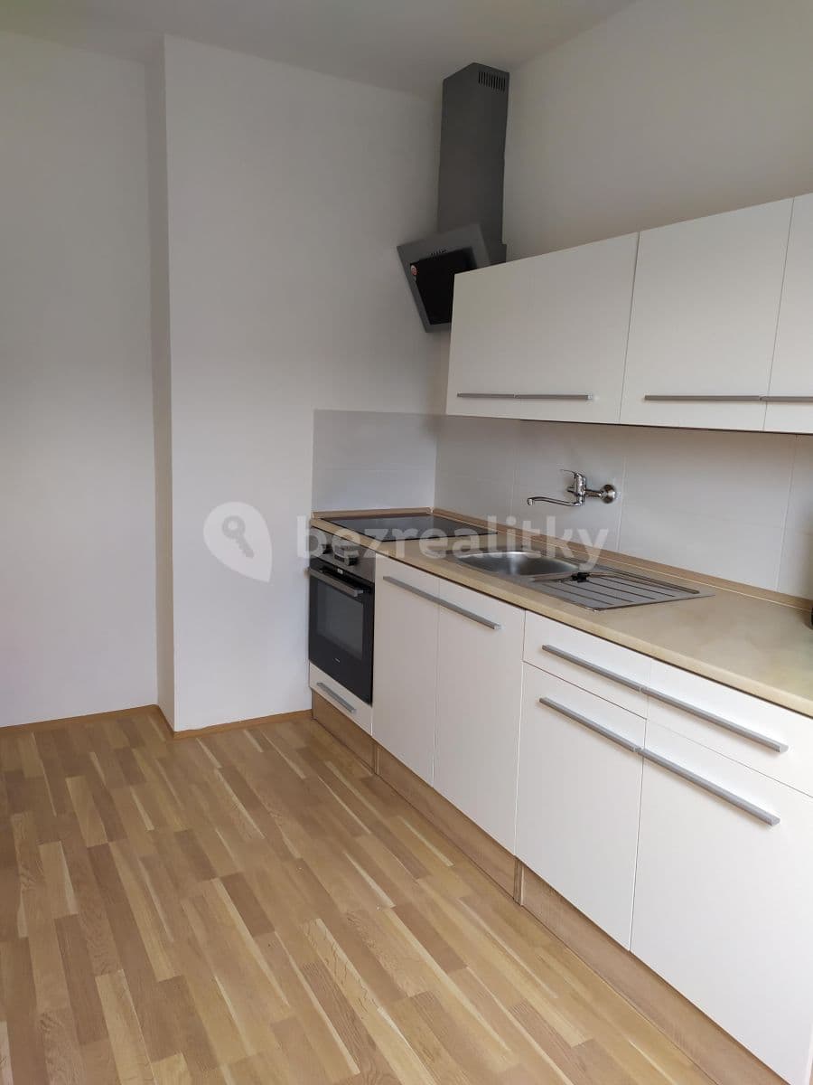 Prenájom bytu 1-izbový 45 m², Drážďanská, Ústí nad Labem, Ústecký kraj Prenájom bytu 1-izbový 45 m², Drážďanská, Ústí nad Labem, Ústecký kraj