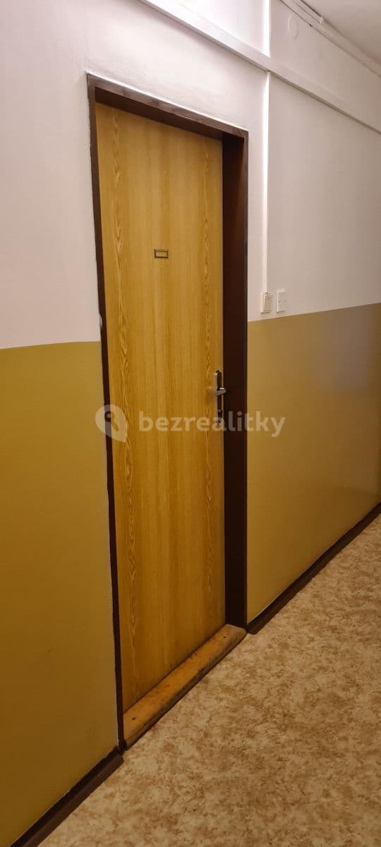 Prenájom bytu 1-izbový 30 m², Ohradní, Praha, Praha Prenájom bytu 1-izbový 30 m², Ohradní, Praha, Praha