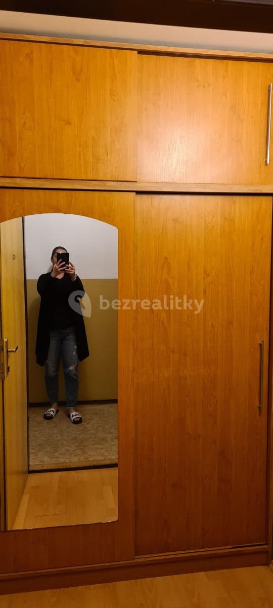 Prenájom bytu 1-izbový 30 m², Ohradní, Praha, Praha Prenájom bytu 1-izbový 30 m², Ohradní, Praha, Praha