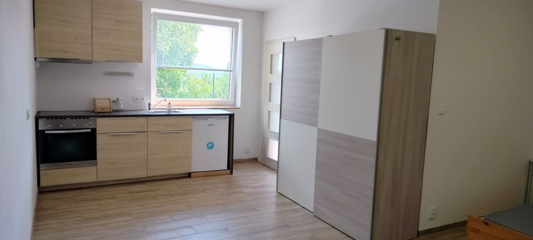 Prenájom bytu Garsoniéra 32 m², Lošetická, Praha, Praha Prenájom bytu Garsoniéra 32 m², Lošetická, Praha, Praha