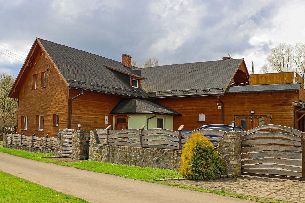 Prenájom rekreačného objektu, Linhartovy - Lenarcice Prenájom rekreačného objektu, Linhartovy - Lenarcice