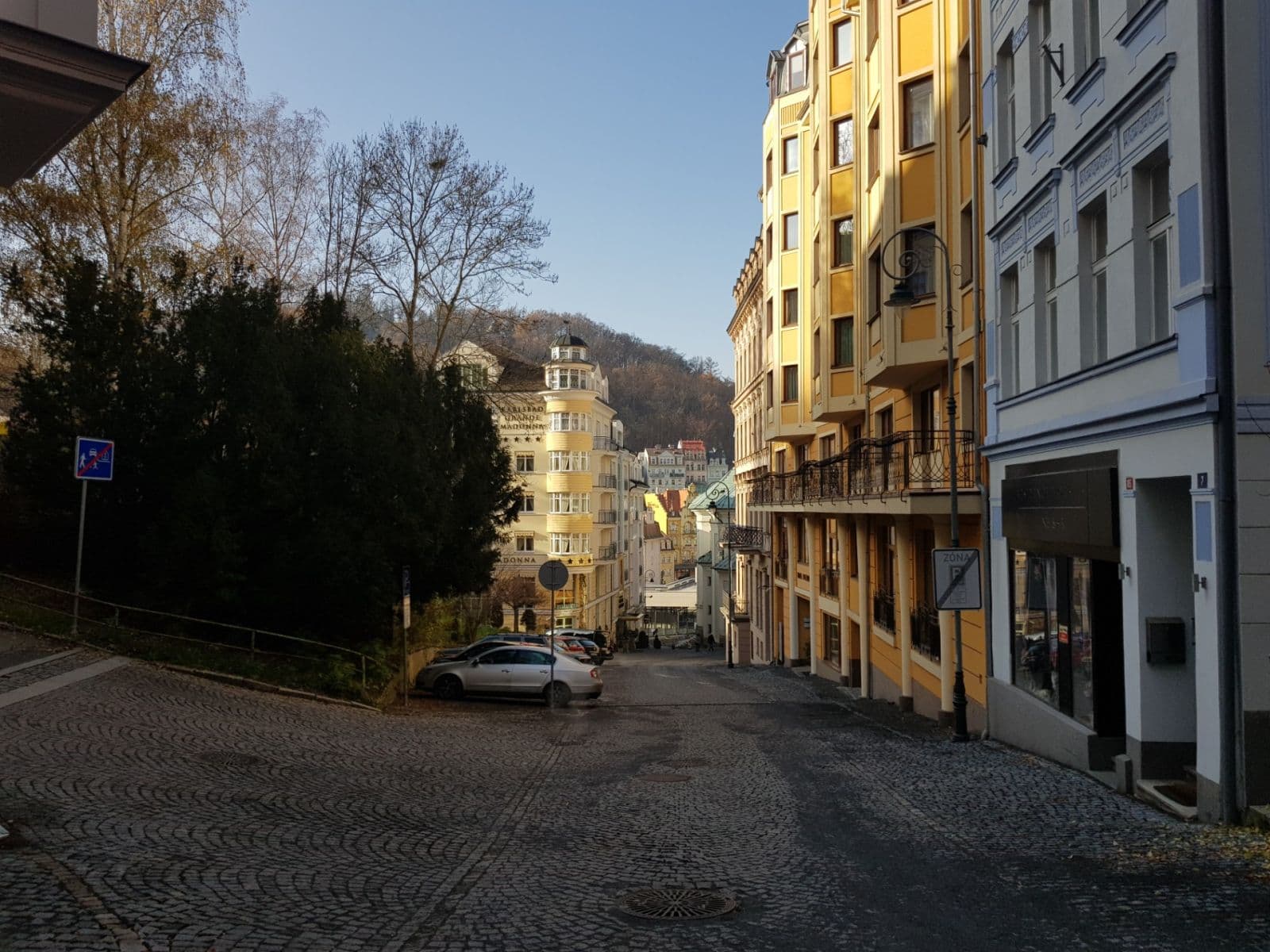 Predaj bytu 3-izbový 85 m², Moravská, Karlovy Vary, Karlovarský kraj Predaj bytu 3-izbový 85 m², Moravská, Karlovy Vary, Karlovarský kraj