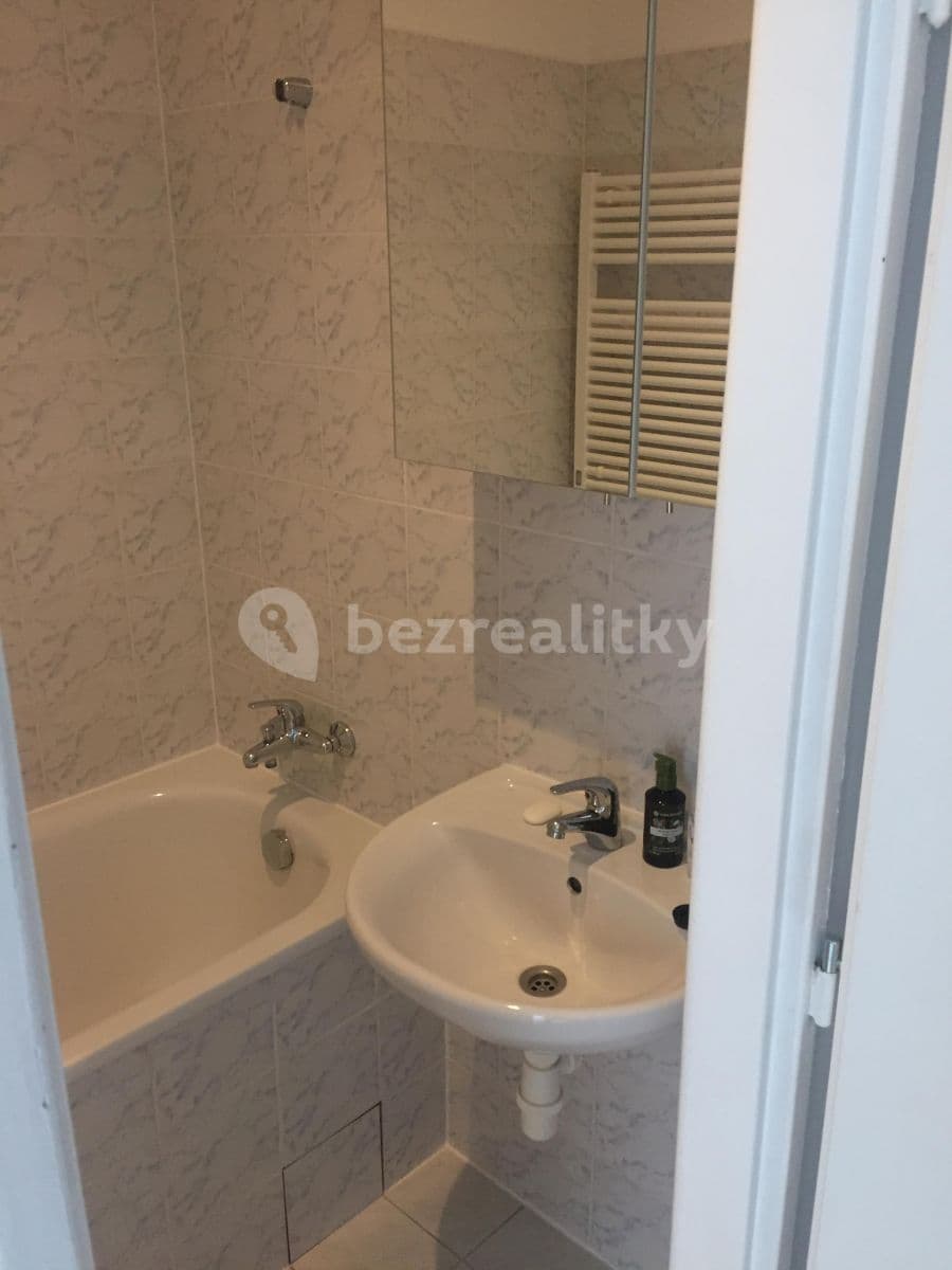 Prenájom bytu 2-izbový 56 m², Pod Lipami, Praha, Praha Prenájom bytu 2-izbový 56 m², Pod Lipami, Praha, Praha
