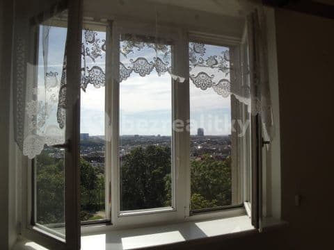 Prenájom bytu 1-izbový 30 m², Sobotecká, Praha, Praha Prenájom bytu 1-izbový 30 m², Sobotecká, Praha, Praha