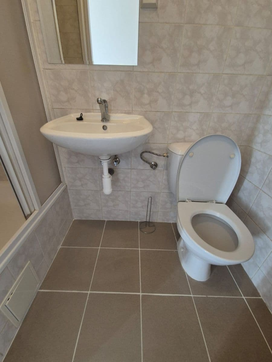 Prenájom bytu 1-izbový 35 m², Vacínova, Praha, Praha Prenájom bytu 1-izbový 35 m², Vacínova, Praha, Praha