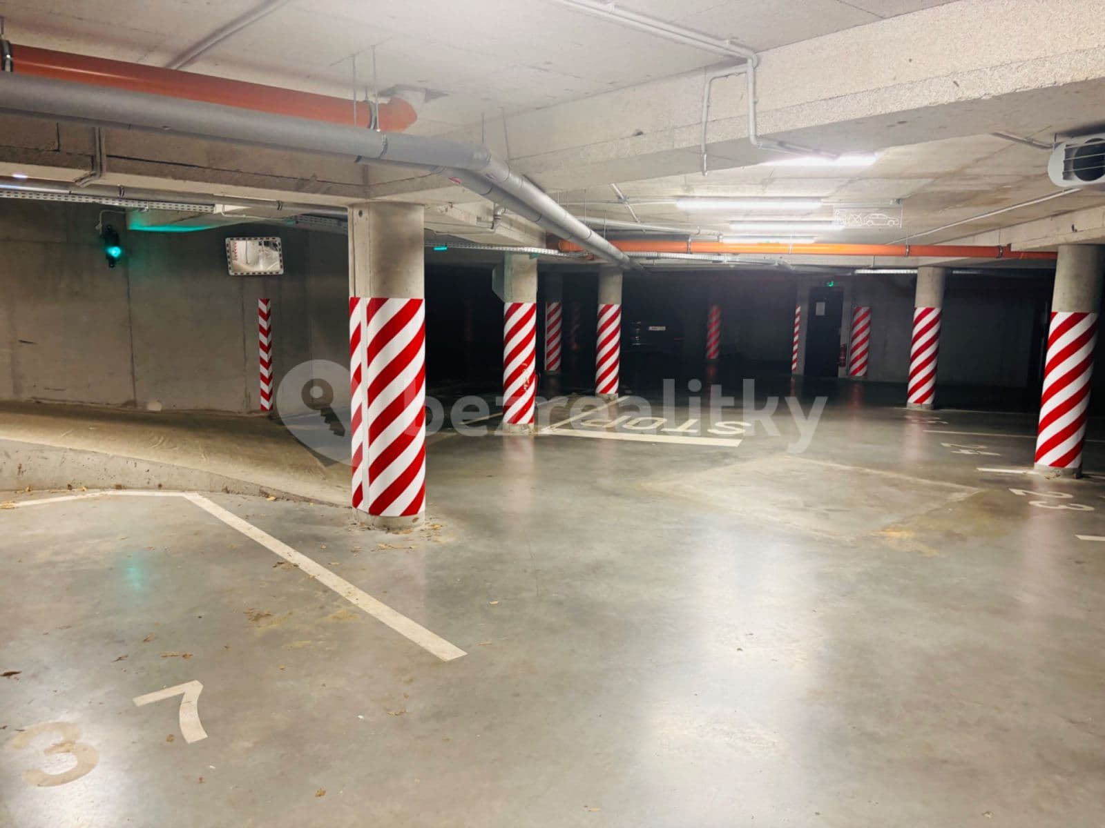 Prenájom bytu 2-izbový 45 m², Mickiewiczova, Bratislava - mestská časť Staré Mesto, Bratislavský kraj Prenájom bytu 2-izbový 45 m², Mickiewiczova, Bratislava - mestská časť Staré Mesto, Bratislavský kraj