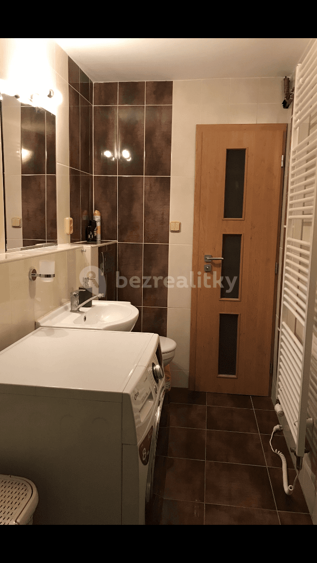 Prenájom bytu Garsoniéra 21 m², K Ovčínu, Praha, Praha Prenájom bytu Garsoniéra 21 m², K Ovčínu, Praha, Praha