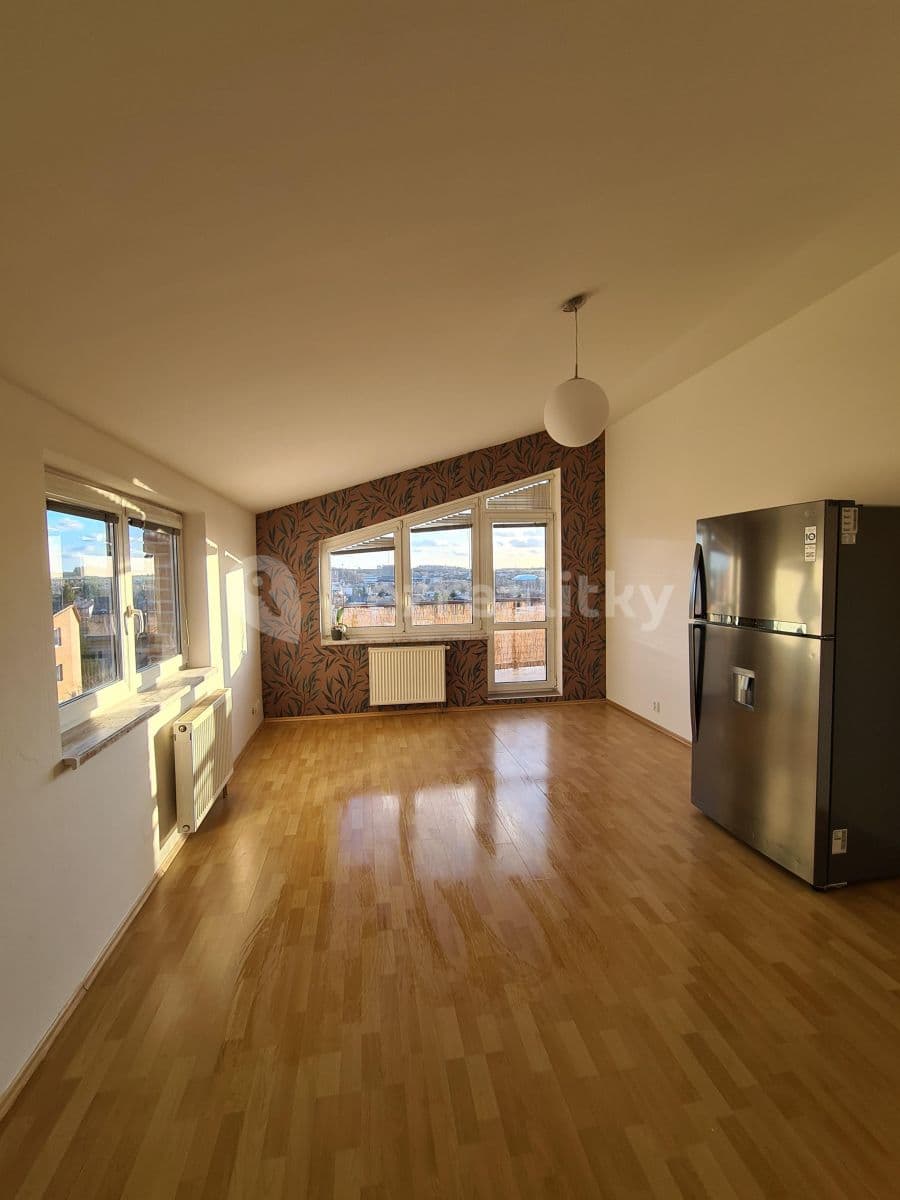 Prenájom bytu 2-izbový 52 m², Za Sídlištěm, Dolní Břežany, Středočeský kraj Prenájom bytu 2-izbový 52 m², Za Sídlištěm, Dolní Břežany, Středočeský kraj