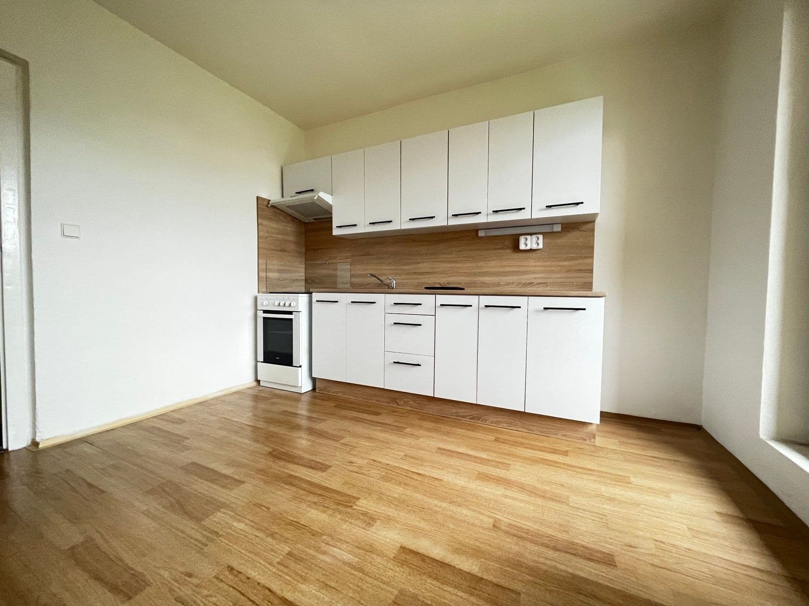 Prenájom bytu 2-izbový 67 m², Okružní, Orlová, Moravskoslezský kraj Prenájom bytu 2-izbový 67 m², Okružní, Orlová, Moravskoslezský kraj