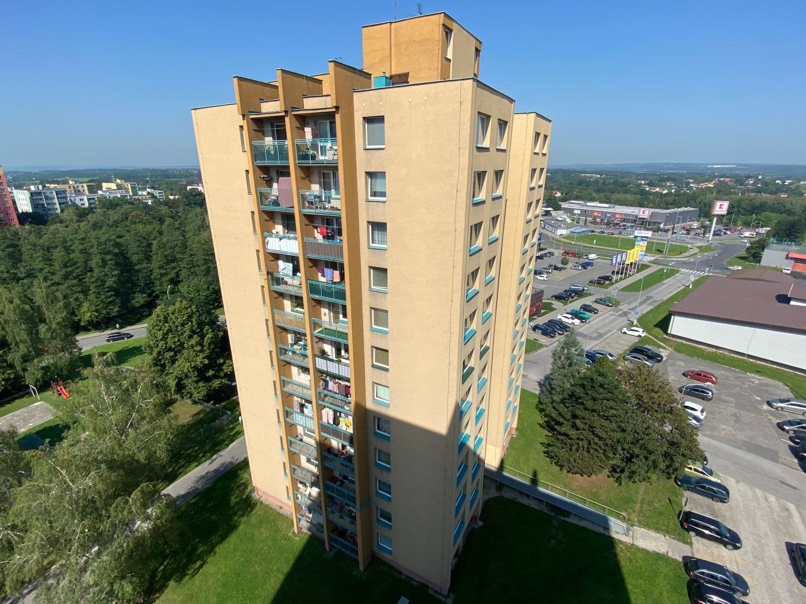 Prenájom bytu 2-izbový 67 m², Okružní, Orlová, Moravskoslezský kraj Prenájom bytu 2-izbový 67 m², Okružní, Orlová, Moravskoslezský kraj
