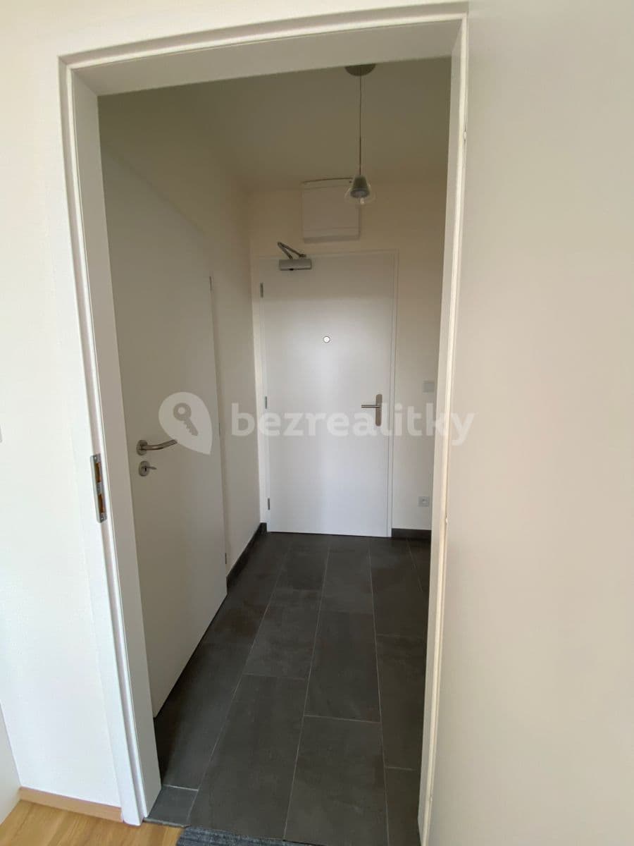 Prenájom bytu Garsoniéra 29 m², Perucká, Praha, Praha Prenájom bytu Garsoniéra 29 m², Perucká, Praha, Praha