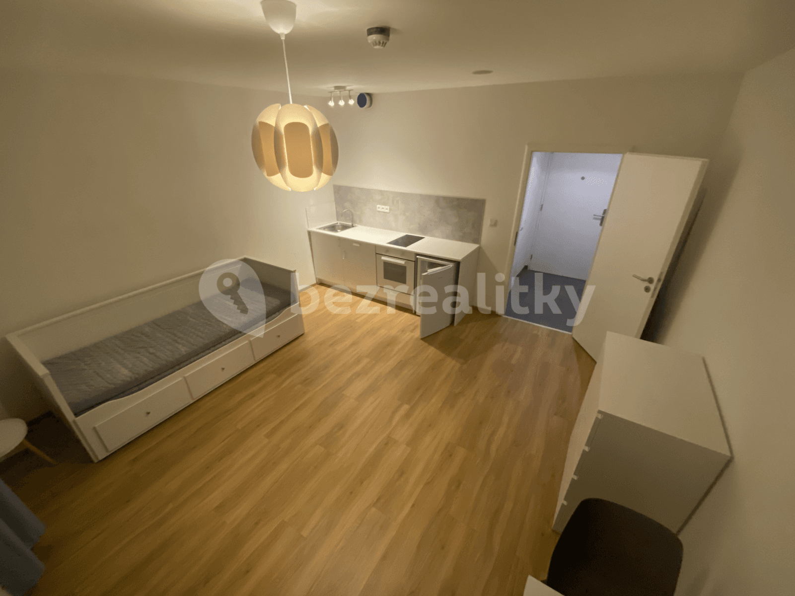 Prenájom bytu Garsoniéra 29 m², Perucká, Praha, Praha Prenájom bytu Garsoniéra 29 m², Perucká, Praha, Praha
