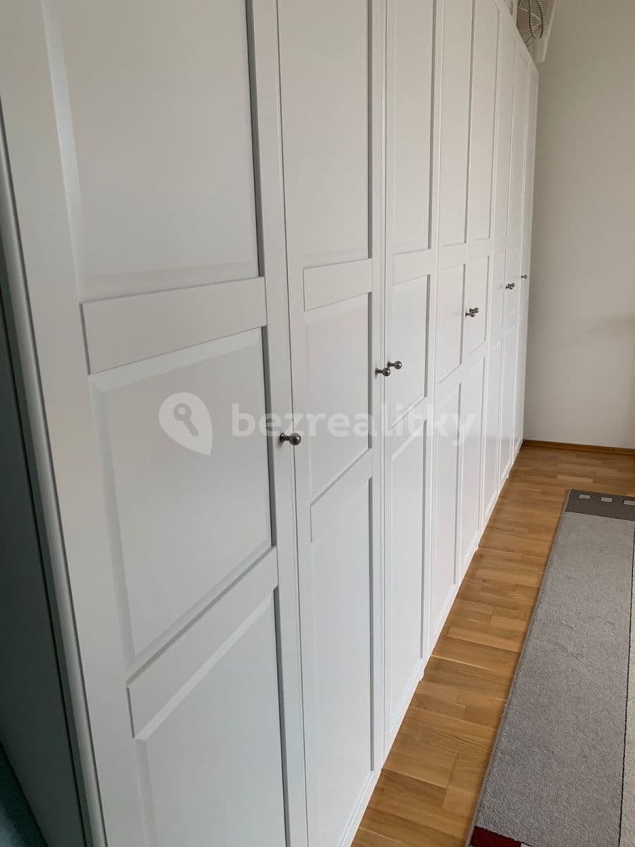 Prenájom bytu 2-izbový 75 m², Pod Hájem, Praha, Praha Prenájom bytu 2-izbový 75 m², Pod Hájem, Praha, Praha