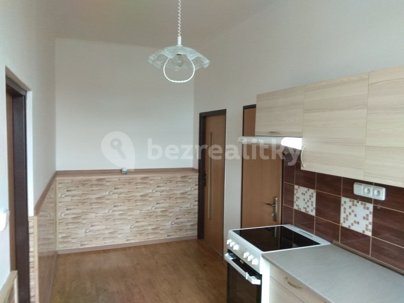 Prenájom bytu 1-izbový 42 m², Náchodská, Praha, Praha Prenájom bytu 1-izbový 42 m², Náchodská, Praha, Praha