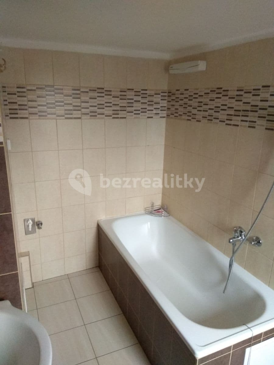 Prenájom bytu 1-izbový 42 m², Náchodská, Praha, Praha Prenájom bytu 1-izbový 42 m², Náchodská, Praha, Praha