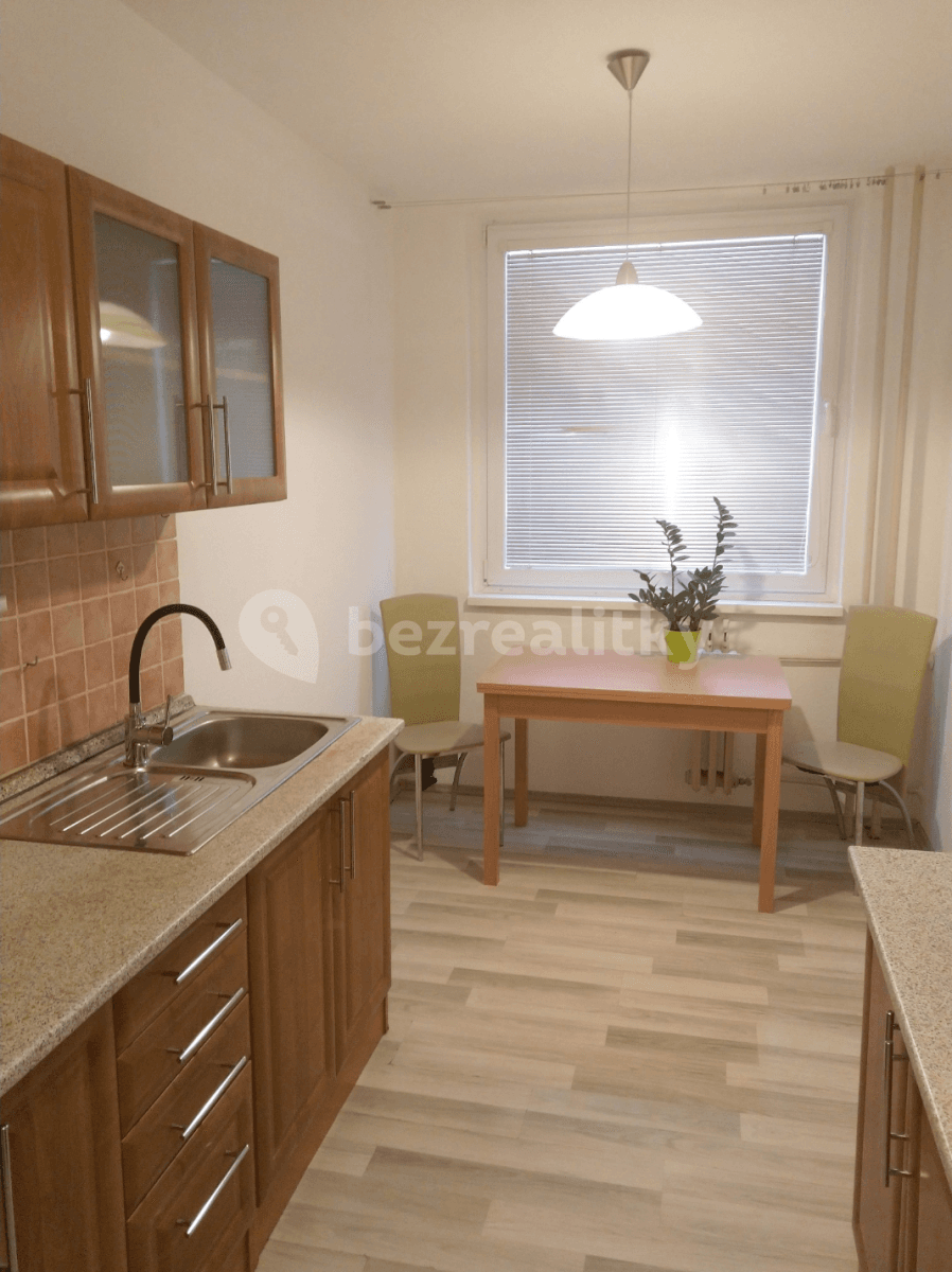 Prenájom bytu 3-izbový 73 m², Suchý vršek, Praha, Praha Prenájom bytu 3-izbový 73 m², Suchý vršek, Praha, Praha