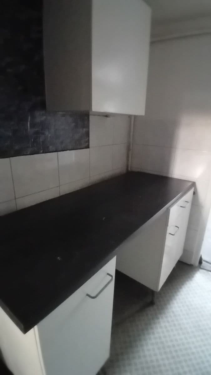 Prenájom nebytového priestoru 28 m², Kouřimská, Praha, Praha Prenájom nebytového priestoru 28 m², Kouřimská, Praha, Praha