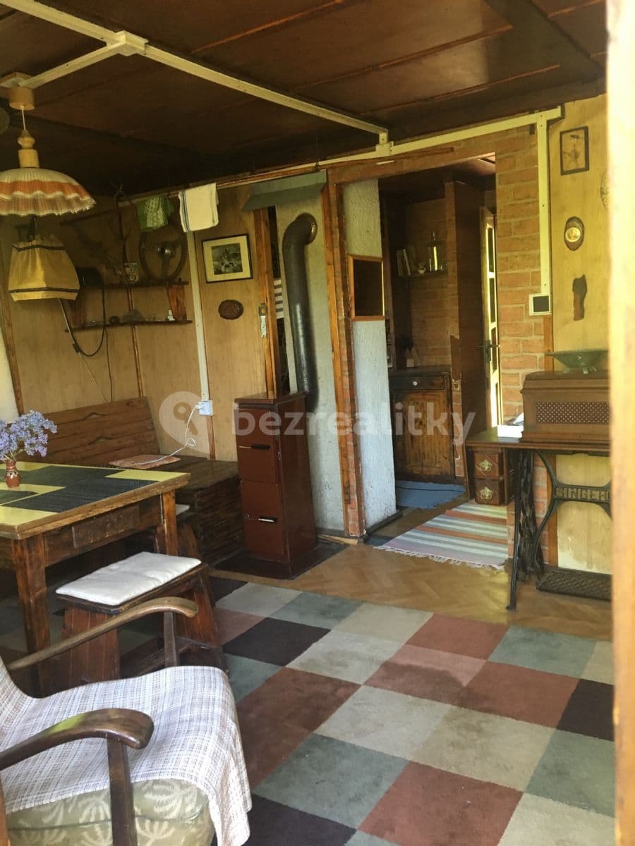 Prenájom rekreačného objektu 30 m², K Sekance, Hradištko, Středočeský kraj Prenájom rekreačného objektu 30 m², K Sekance, Hradištko, Středočeský kraj