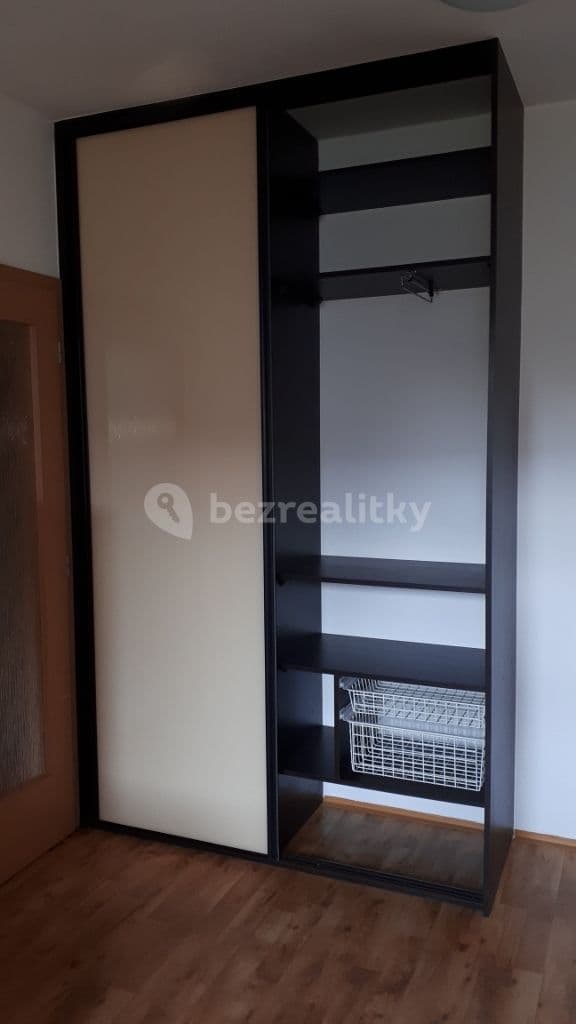 Prenájom bytu 1-izbový 36 m², Bellova, Brno, Jihomoravský kraj Prenájom bytu 1-izbový 36 m², Bellova, Brno, Jihomoravský kraj