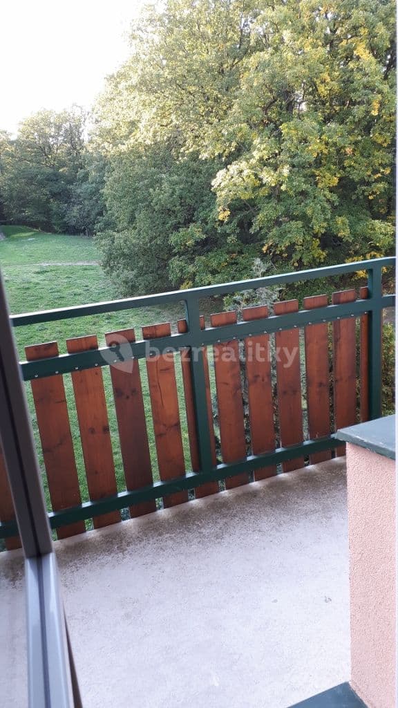 Prenájom bytu 1-izbový 36 m², Bellova, Brno, Jihomoravský kraj Prenájom bytu 1-izbový 36 m², Bellova, Brno, Jihomoravský kraj