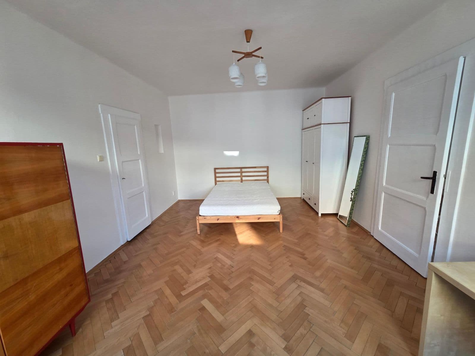 Prenájom bytu 2-izbový 53 m², Krásova, Praha, Praha Prenájom bytu 2-izbový 53 m², Krásova, Praha, Praha