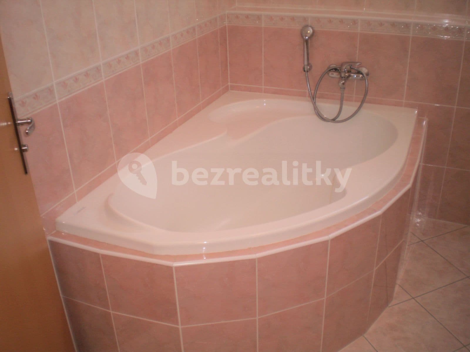 Prenájom bytu 2-izbový 71 m², Názovská, Praha, Praha Prenájom bytu 2-izbový 71 m², Názovská, Praha, Praha
