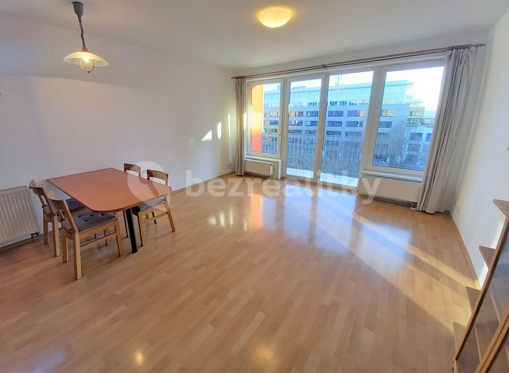 Prenájom bytu 2-izbový 71 m², Názovská, Praha, Praha Prenájom bytu 2-izbový 71 m², Názovská, Praha, Praha