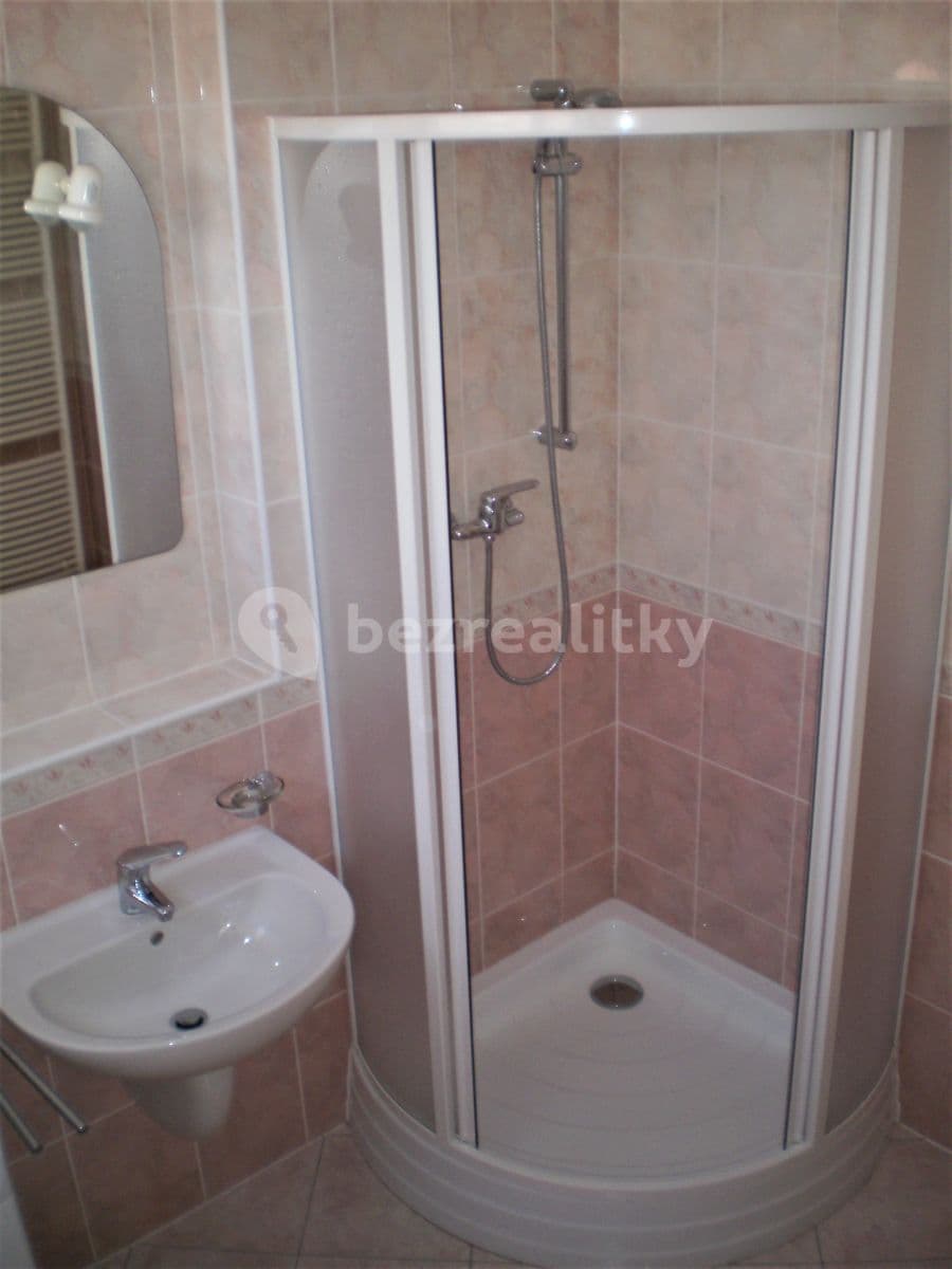 Prenájom bytu 2-izbový 71 m², Názovská, Praha, Praha Prenájom bytu 2-izbový 71 m², Názovská, Praha, Praha