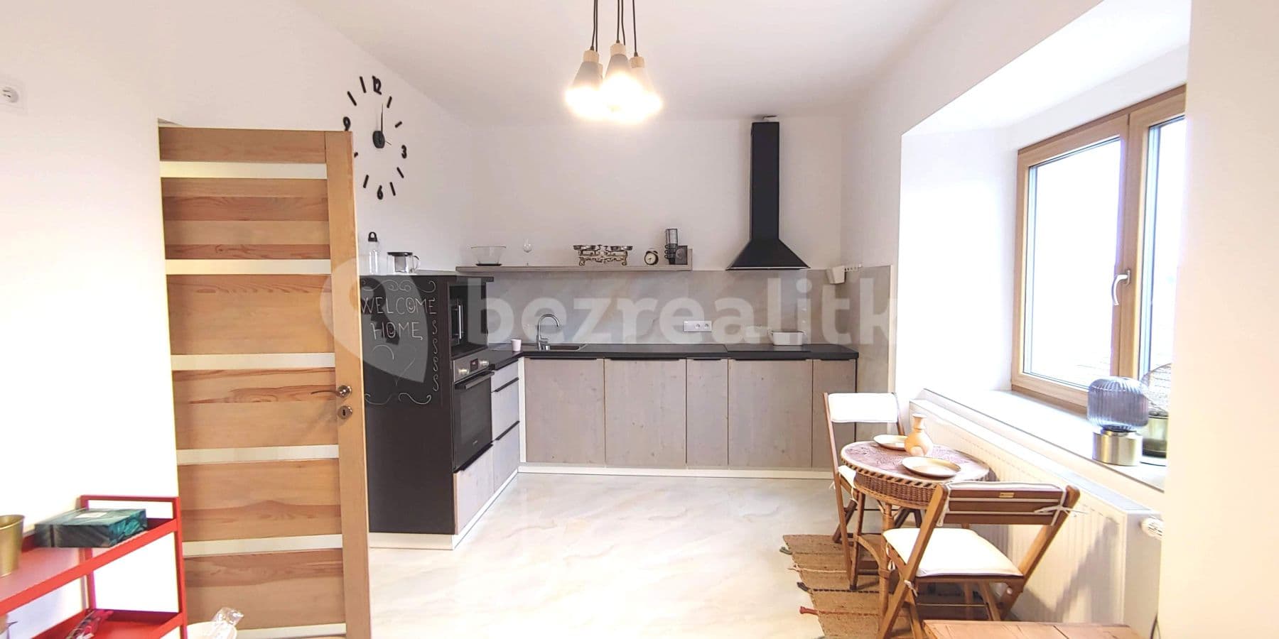 Prenájom domu 224 m², pozemek 572 m², Dolejší, Kosoř, Středočeský kraj Prenájom domu 224 m², pozemek 572 m², Dolejší, Kosoř, Středočeský kraj