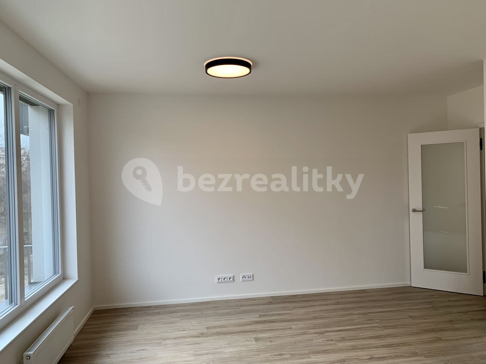 Prenájom bytu 2-izbový 57 m², Piskáčkových, Praha, Praha Prenájom bytu 2-izbový 57 m², Piskáčkových, Praha, Praha