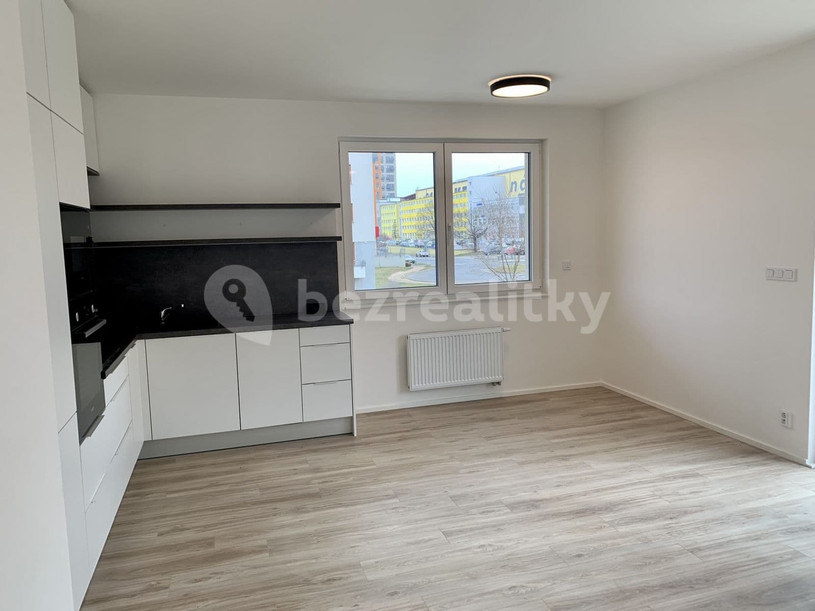 Prenájom bytu 2-izbový 57 m², Piskáčkových, Praha, Praha Prenájom bytu 2-izbový 57 m², Piskáčkových, Praha, Praha