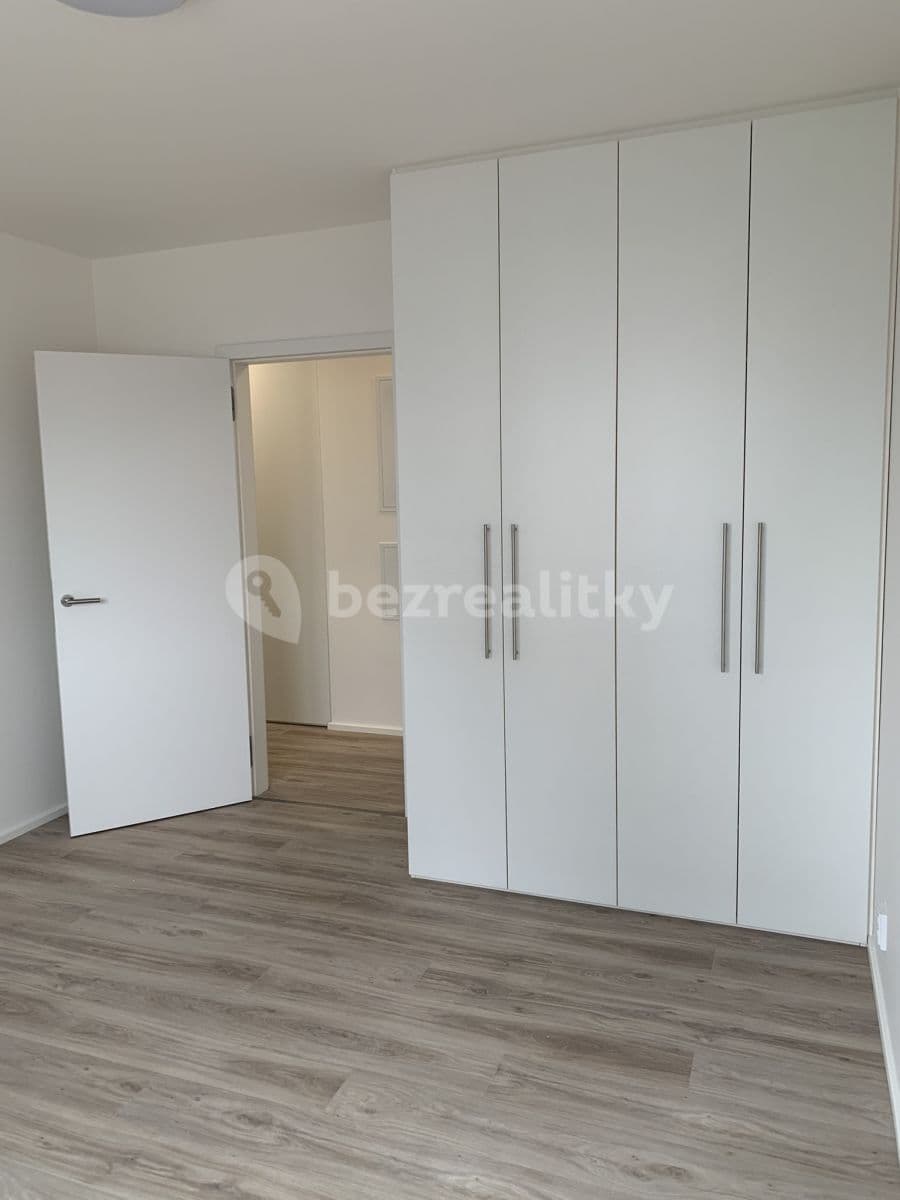 Prenájom bytu 2-izbový 57 m², Piskáčkových, Praha, Praha Prenájom bytu 2-izbový 57 m², Piskáčkových, Praha, Praha