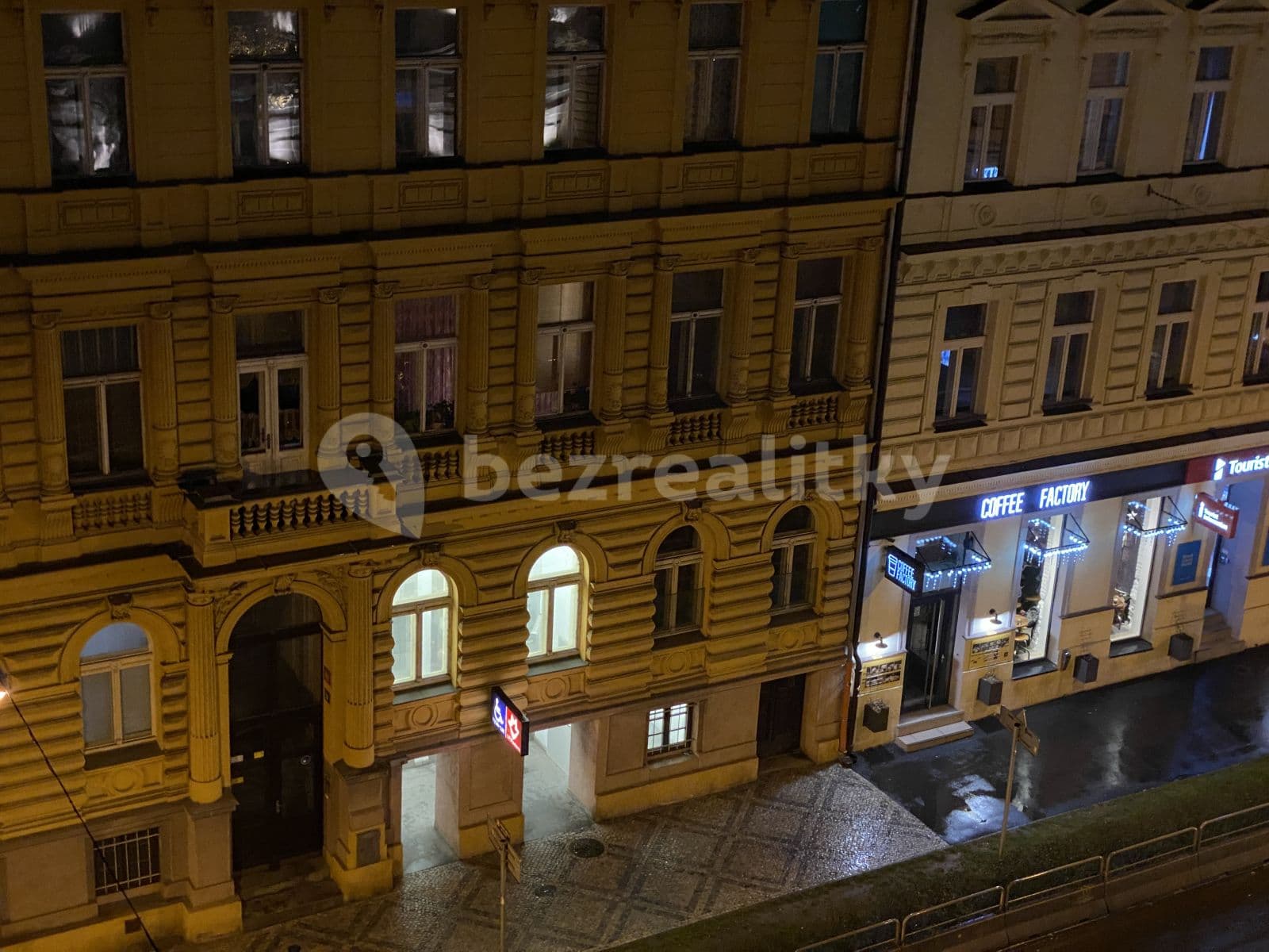 Prenájom bytu 1-izbový 30 m², Legerova, Praha, Praha Prenájom bytu 1-izbový 30 m², Legerova, Praha, Praha
