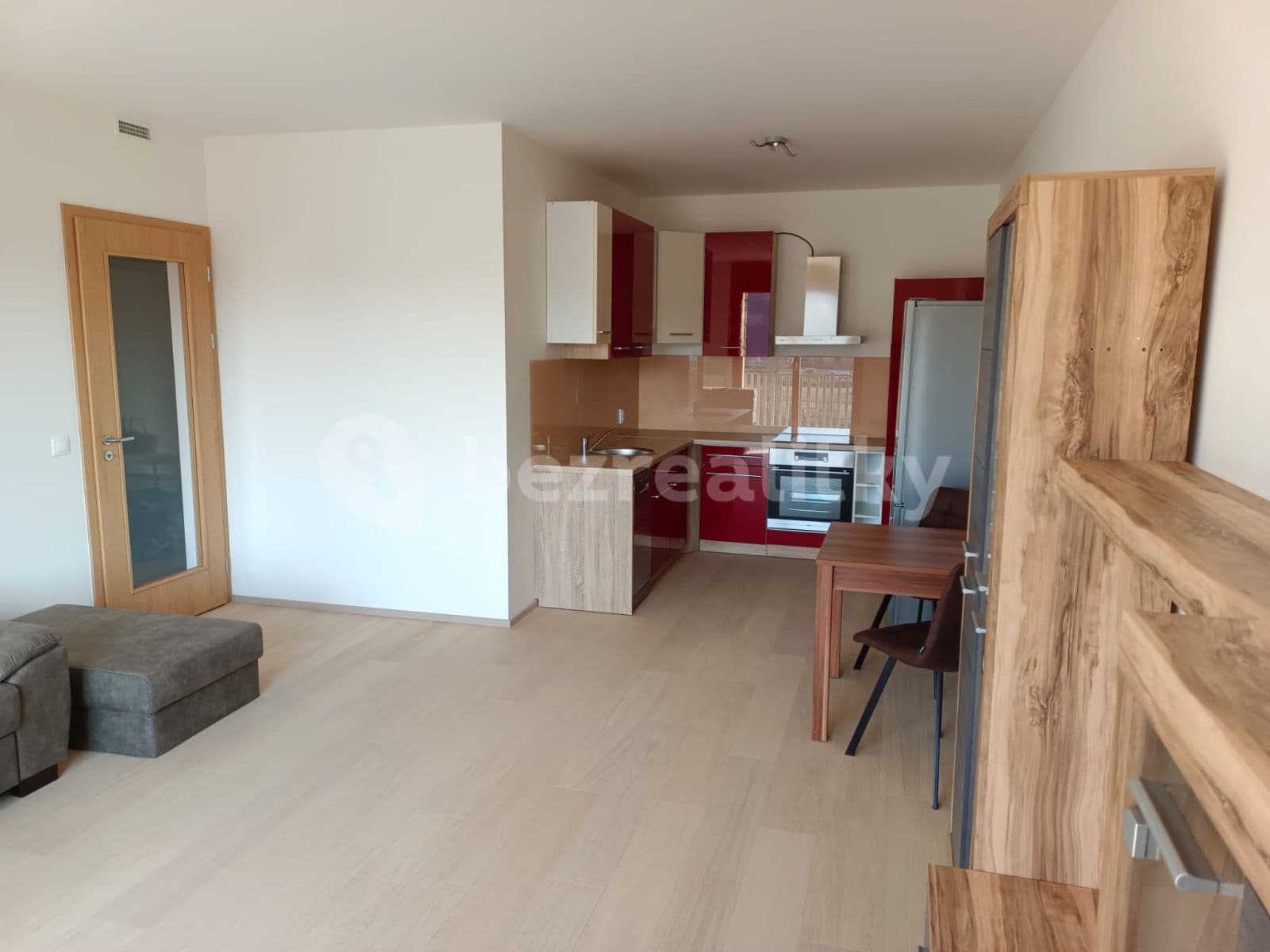 Prenájom bytu 2-izbový 61 m², Vrátnická, Praha, Praha Prenájom bytu 2-izbový 61 m², Vrátnická, Praha, Praha
