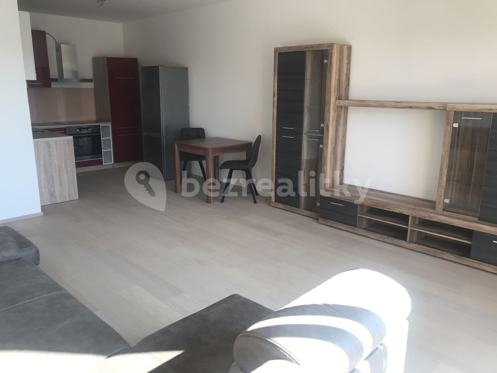 Prenájom bytu 2-izbový 61 m², Vrátnická, Praha, Praha Prenájom bytu 2-izbový 61 m², Vrátnická, Praha, Praha