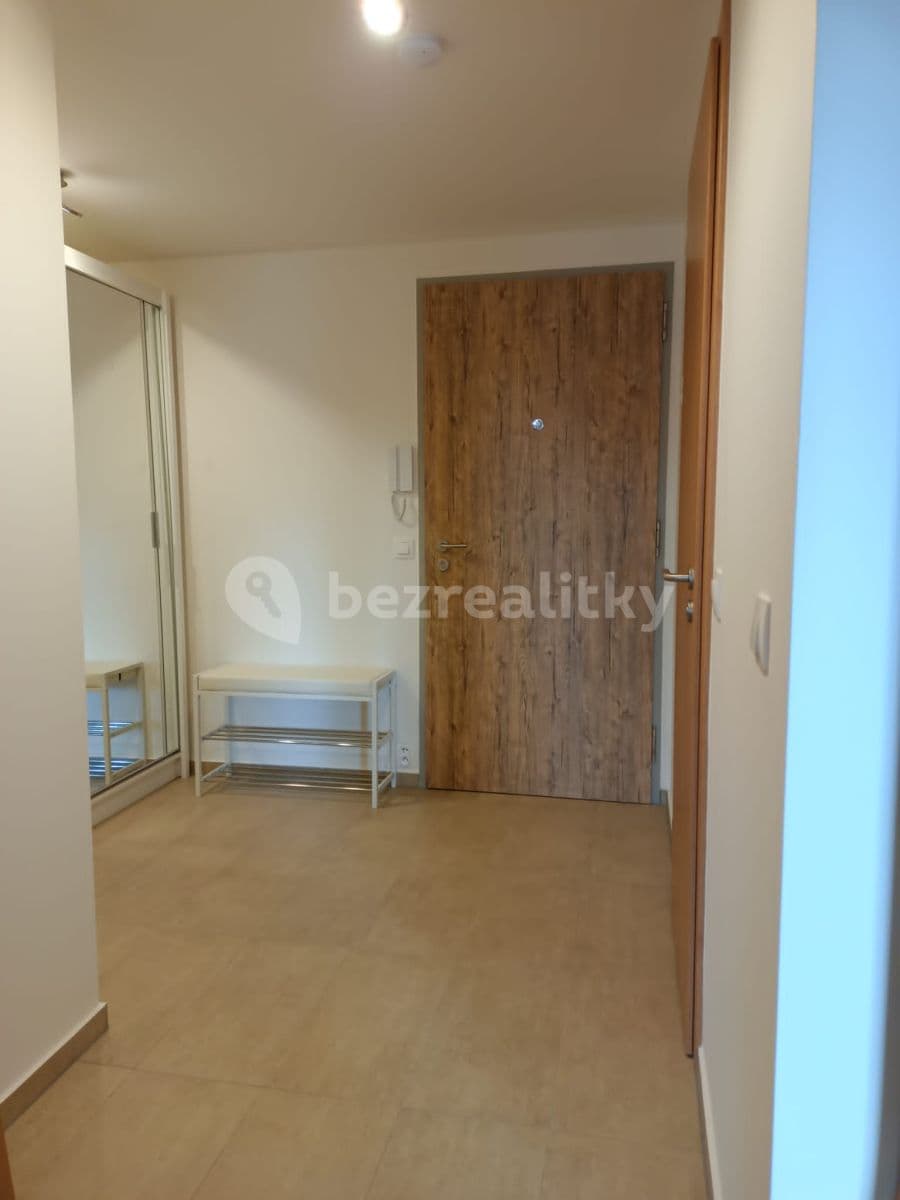 Prenájom bytu 2-izbový 61 m², Vrátnická, Praha, Praha Prenájom bytu 2-izbový 61 m², Vrátnická, Praha, Praha
