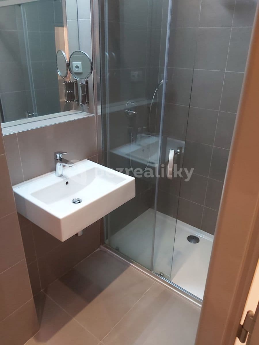 Prenájom bytu 2-izbový 52 m², Chocholouškova, Praha, Praha Prenájom bytu 2-izbový 52 m², Chocholouškova, Praha, Praha