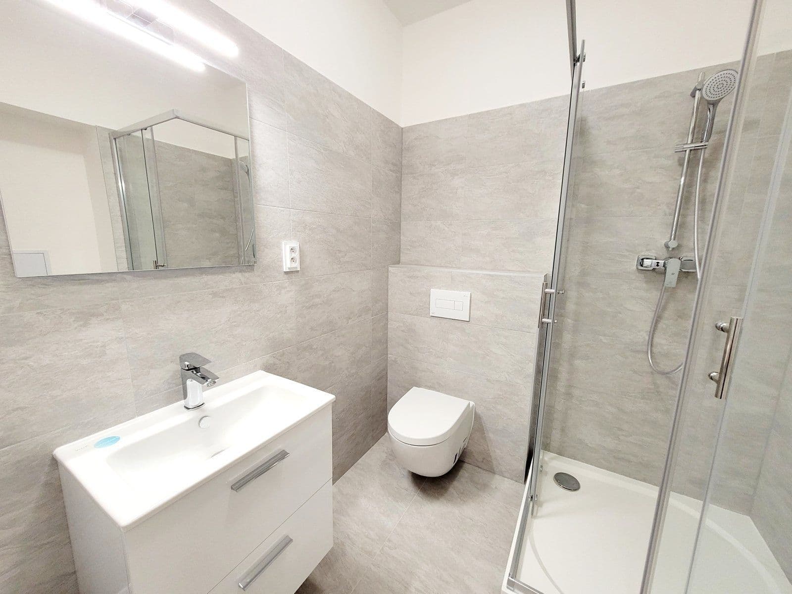Prenájom bytu 2-izbový 34 m², U Stromovky, Havířov, Moravskoslezský kraj Prenájom bytu 2-izbový 34 m², U Stromovky, Havířov, Moravskoslezský kraj