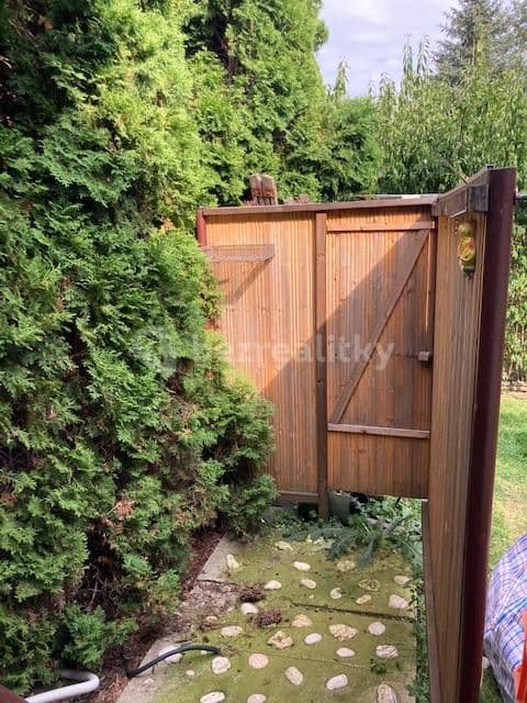 Prenájom rekreačného objektu 35 m², pozemek 400 m², Nad Hutěmi, Praha, Praha Prenájom rekreačného objektu 35 m², pozemek 400 m², Nad Hutěmi, Praha, Praha