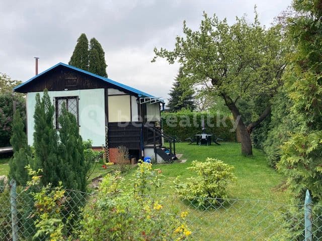 Prenájom rekreačného objektu 35 m², pozemek 400 m², Nad Hutěmi, Praha, Praha Prenájom rekreačného objektu 35 m², pozemek 400 m², Nad Hutěmi, Praha, Praha