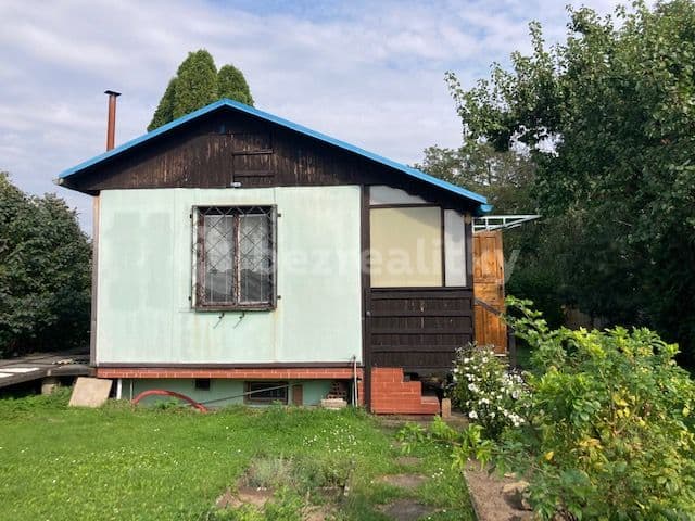 Prenájom rekreačného objektu 35 m², pozemek 400 m², Nad Hutěmi, Praha, Praha Prenájom rekreačného objektu 35 m², pozemek 400 m², Nad Hutěmi, Praha, Praha