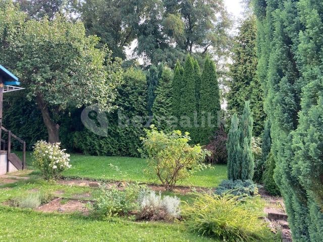 Prenájom rekreačného objektu 35 m², pozemek 400 m², Nad Hutěmi, Praha, Praha Prenájom rekreačného objektu 35 m², pozemek 400 m², Nad Hutěmi, Praha, Praha