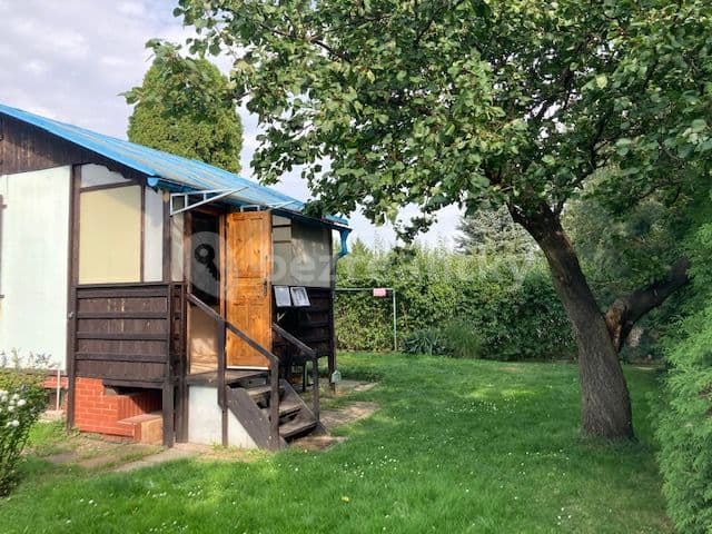 Prenájom rekreačného objektu 35 m², pozemek 400 m², Nad Hutěmi, Praha, Praha Prenájom rekreačného objektu 35 m², pozemek 400 m², Nad Hutěmi, Praha, Praha