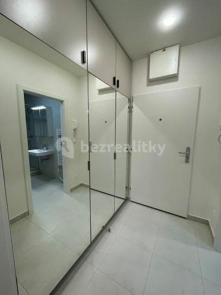 Prenájom bytu 1-izbový 40 m², Buková, Jihlava, Kraj Vysočina Prenájom bytu 1-izbový 40 m², Buková, Jihlava, Kraj Vysočina