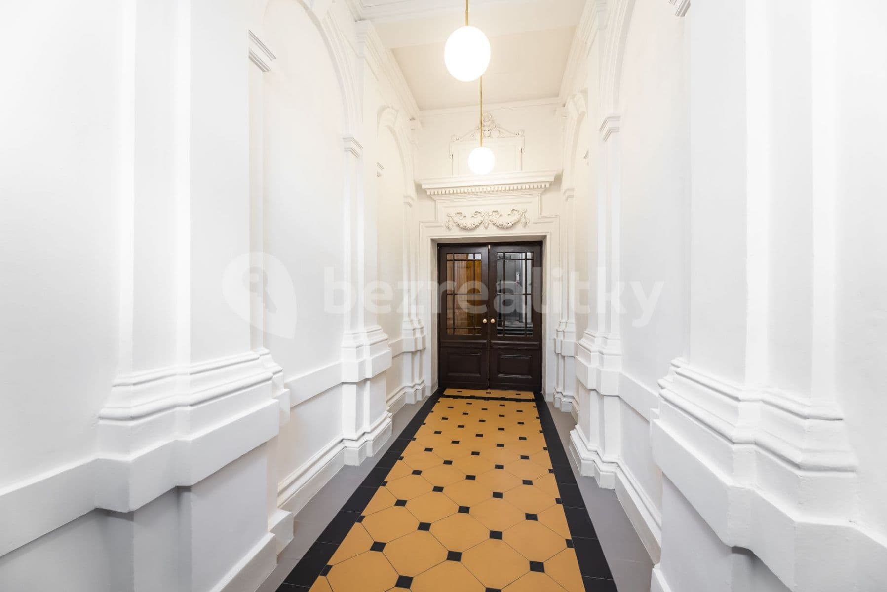 Prenájom bytu 2-izbový 99 m², Francouzská, Praha, Praha Prenájom bytu 2-izbový 99 m², Francouzská, Praha, Praha