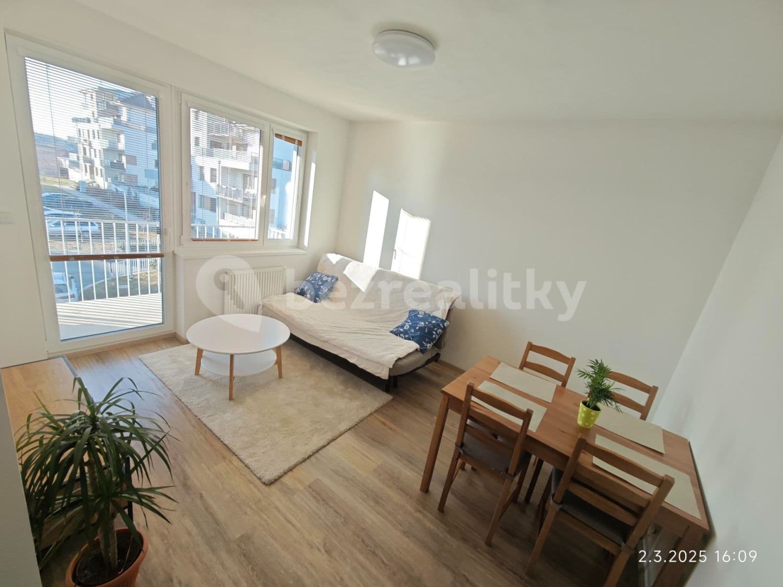 Prenájom bytu 3-izbový 51 m², Želetická, Praha, Praha Prenájom bytu 3-izbový 51 m², Želetická, Praha, Praha