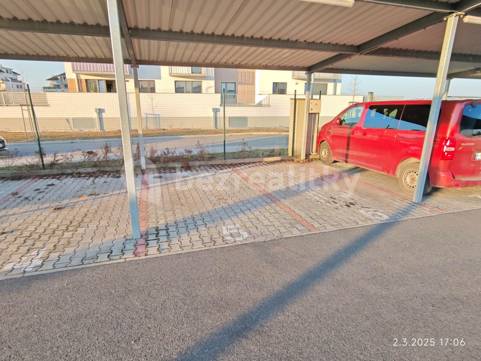 Prenájom bytu 3-izbový 51 m², Želetická, Praha, Praha Prenájom bytu 3-izbový 51 m², Želetická, Praha, Praha