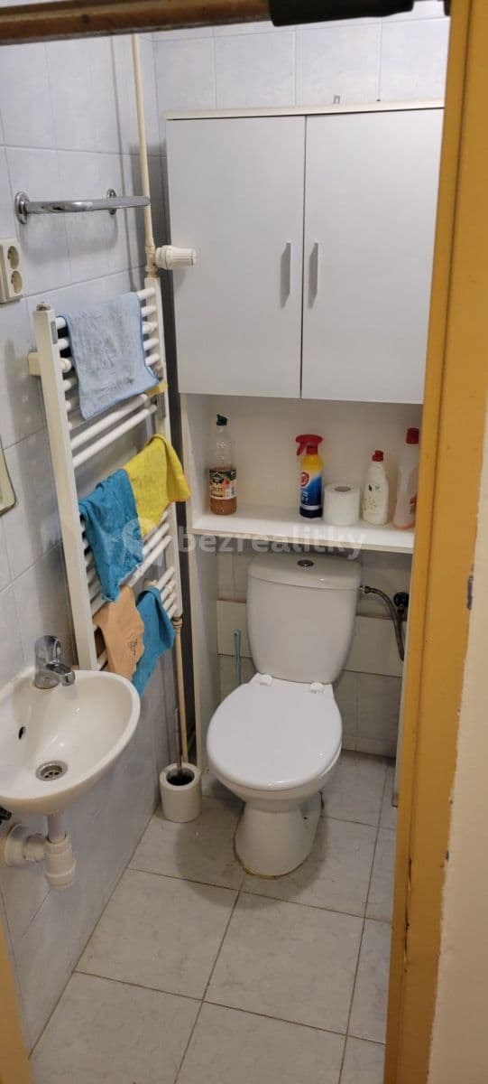 Prenájom bytu 1-izbový 32 m², Kordačova, Kladno, Středočeský kraj Prenájom bytu 1-izbový 32 m², Kordačova, Kladno, Středočeský kraj