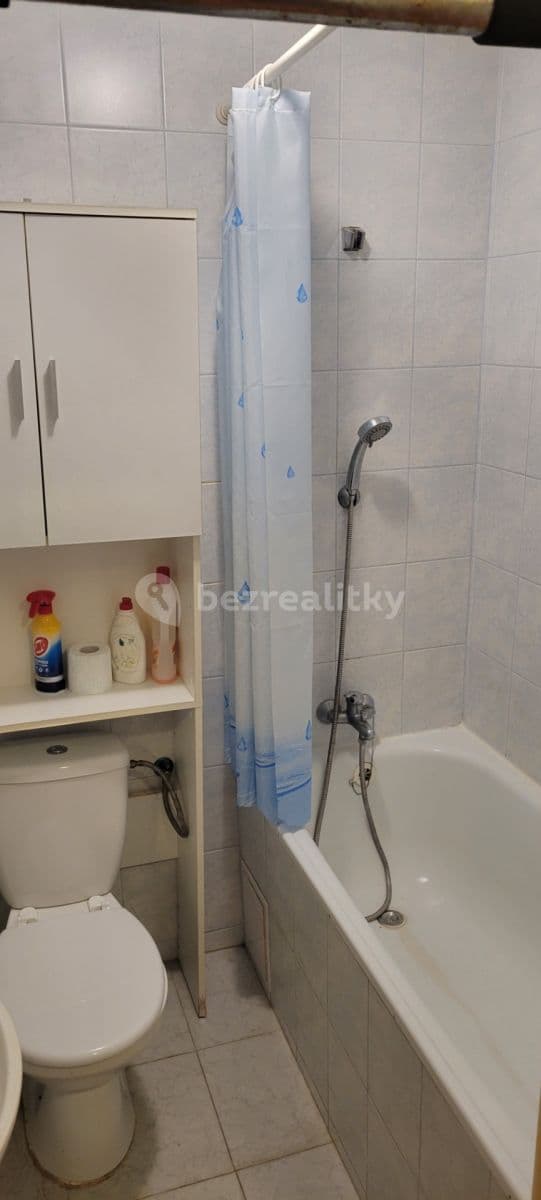 Prenájom bytu 1-izbový 32 m², Kordačova, Kladno, Středočeský kraj Prenájom bytu 1-izbový 32 m², Kordačova, Kladno, Středočeský kraj